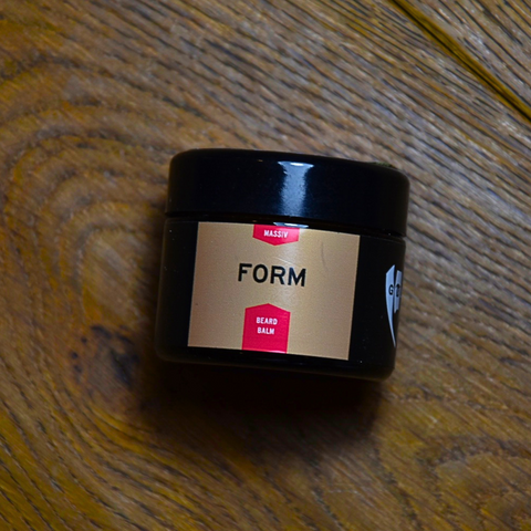 Gold's Beard Balm Form