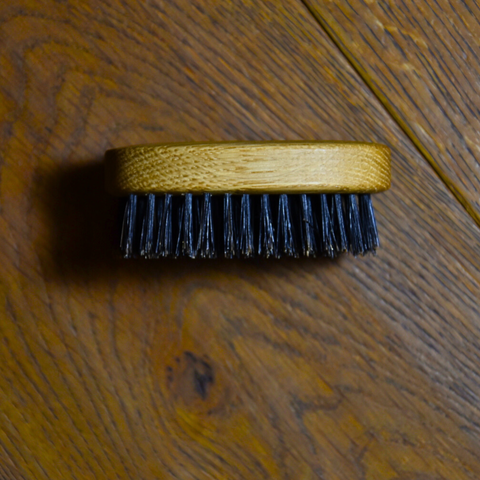 OAK Beard Brush